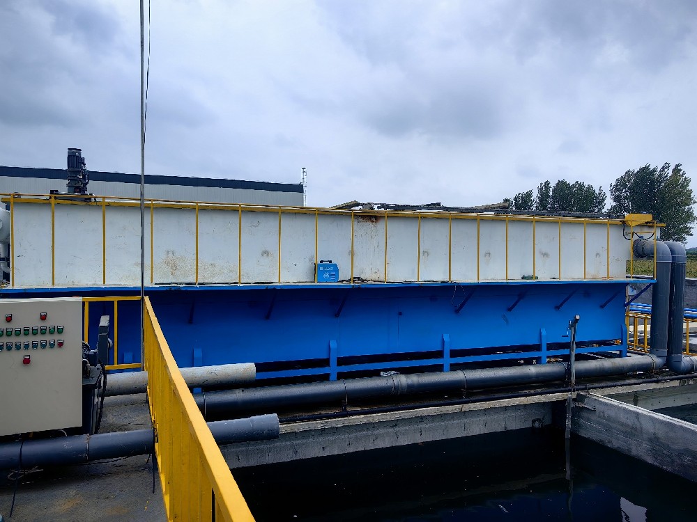 2024年8月27日河南周口粉碎污水處理氣浮機設備案例