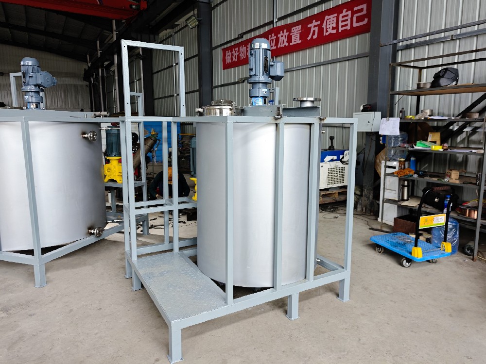 清洗袋子廢水處理中溶氣氣浮機的應用方案